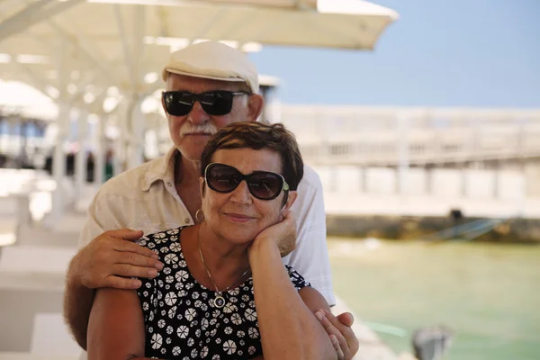 Portrait of senior couple — Stock Photo, Image