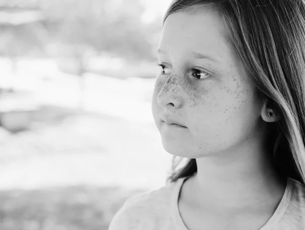 Retrato de uma menina bonita — Fotografia de Stock