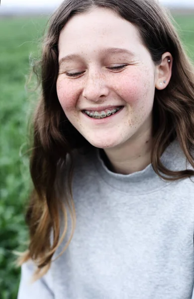 Aire Libre Primer Plano Retrato Adolescente Años Edad Chica — Foto de Stock