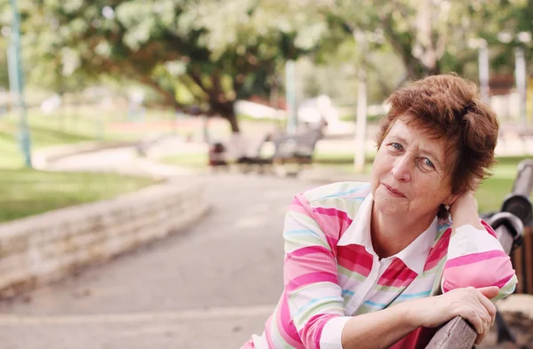 Happy senior woman — Stock Photo, Image