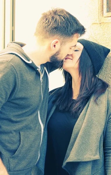 Young couple outdoor — Stock Photo, Image