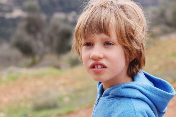 6 yaşında erkek — Stok fotoğraf