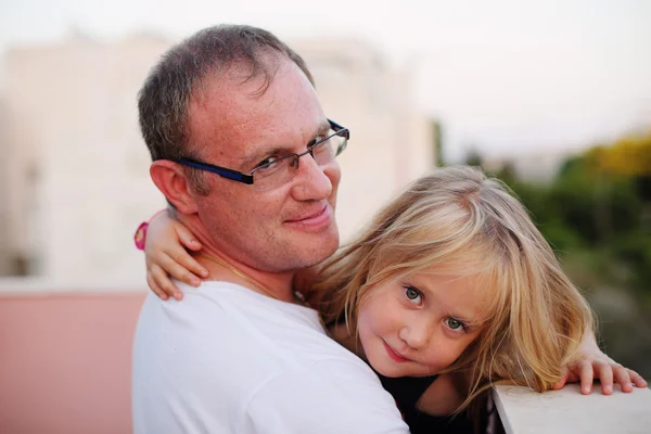 Retrato del padre con su hija — Foto de Stock