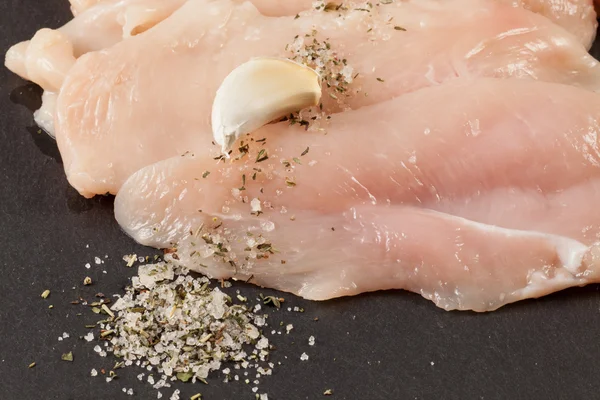 Raw chicken fillet — Stock Photo, Image