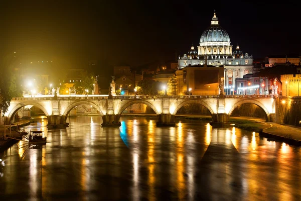 Vista notturna sul Vaticano — Foto Stock