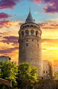 Ünlü Galata Kulesi