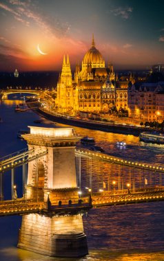Budapeşte 'nin gece manzarası