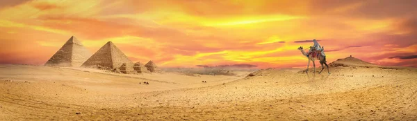 Coucher Soleil Coloré Sur Les Pyramides Gizeh Égypte — Photo