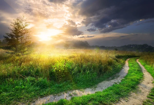 Sole e strada — Foto Stock