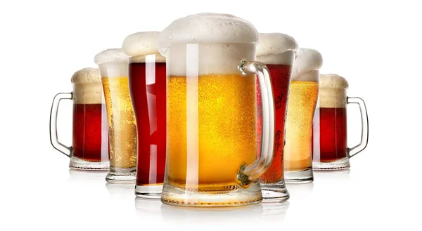 Muita cerveja — Fotografia de Stock