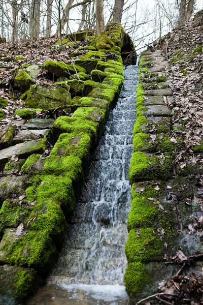 Beautiful small waterfall — Stock Photo, Image