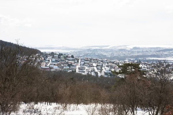 동네 눈으로 덮여 — 스톡 사진