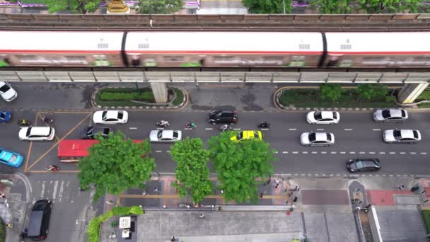 Vista Dall Alto Verso Basso Del Traffico Skytrain Bangkok Thailandia — Video Stock