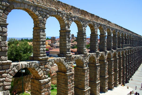 Romeinse aquaduct in segovia — Stockfoto