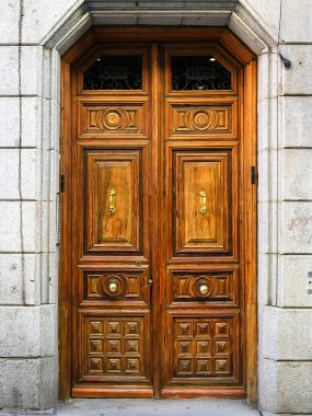 İspanyol ahşap kapı