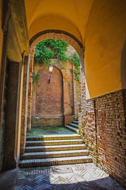 eski şehrin antik kemer