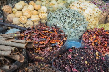 Kuru otlar çiçek baharat