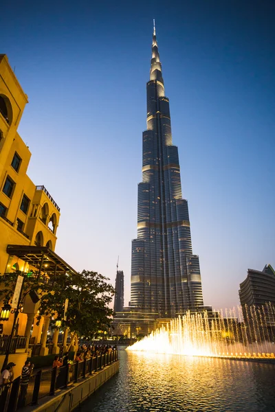 Fountain system set on Burj Khalifa — Stock Photo, Image