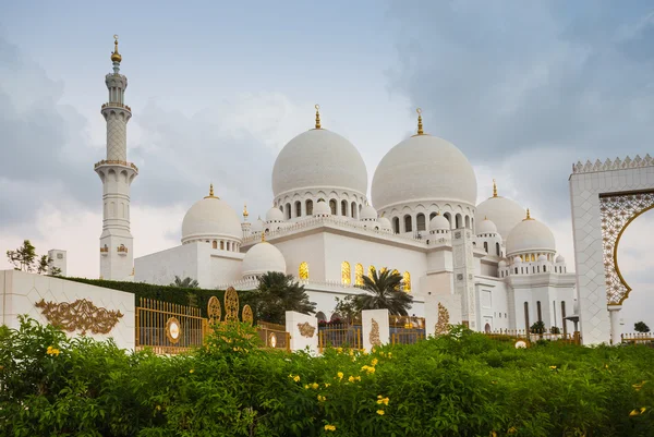 Shaikh Zayed Mosque — Stock Photo, Image