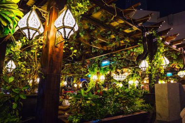 Dubai Yat Limanı iç tesislerinde. Birleşik Arap Emirlikleri