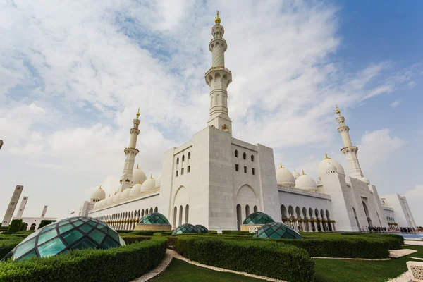 The Shaikh Zayed Mosque in Abu Dhabi — Stock Photo, Image