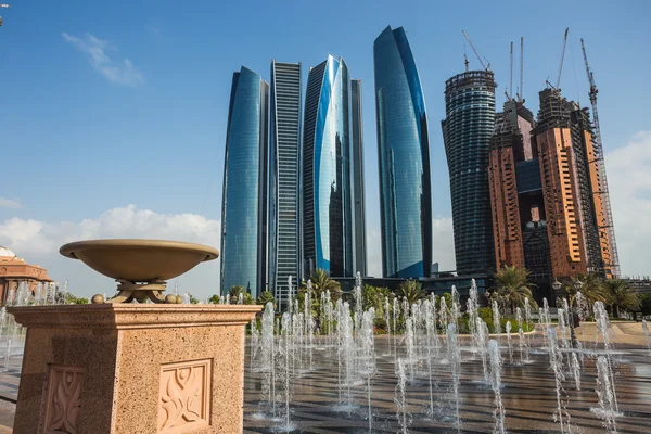 Skyscrapers in Abu Dhabi — Stock Photo, Image