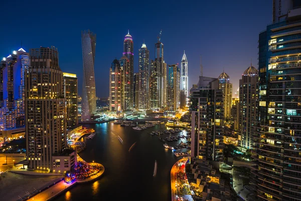 Dubai Marina w nocy — Zdjęcie stockowe