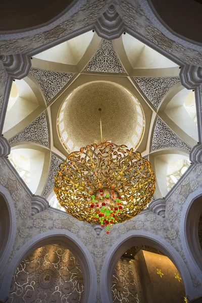 Shaikh Zayed Mosque interior — Stock Photo, Image