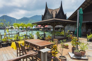 evler Stilts bang bao balıkçı köyü