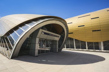 Dubai Metro olarak dünyanın en uzun metro ağı (75 otomatiğe