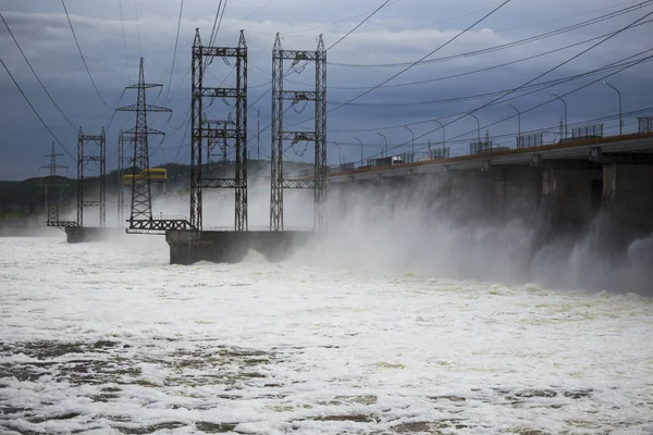 Central hidroeléctrica del Volga —  Fotos de Stock