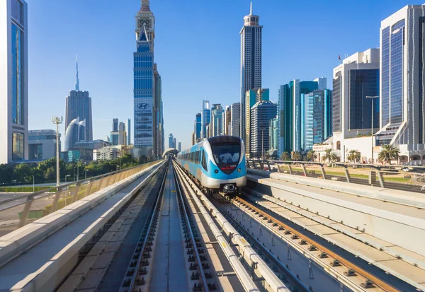 Dubai Zjednoczone Emiraty Arabskie Listopad Metro Dubaju Widok Miasto Wagonu — Zdjęcie stockowe