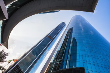 Abu Dabi 'deki gökdelenler