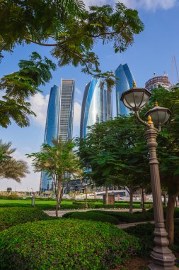 Abu Dabi 'deki gökdelenler