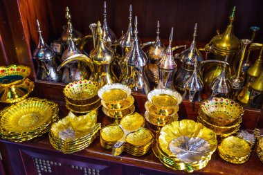 kahve kap ve lambalar