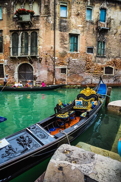 Γόνδολα στο canal Βενετίας — Φωτογραφία Αρχείου