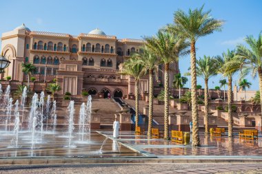 Emirates palace abu dhab içinde