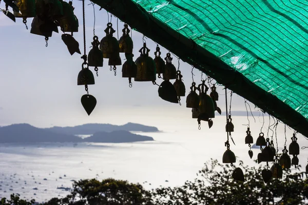 Campana asiatica nel complesso del tempio di Big Buddha — Foto Stock