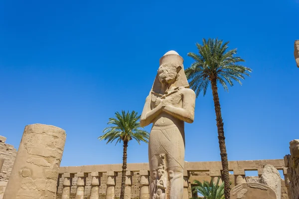 Antike Ruinen des Karnak-Tempels in Ägypten — Stockfoto