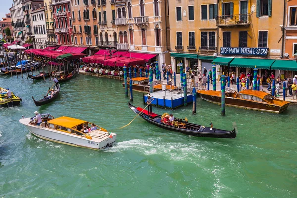 Widok na Canal Grande z mostu Rialto — Zdjęcie stockowe