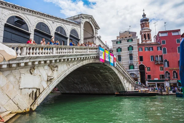 Pont du Rialto sur le Grand Canal — Photo