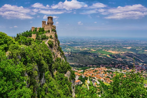 Festung Rocca della Guaita — Stockfoto