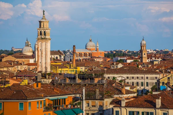 View of Venice rooftops from above — Stock Photo, Image