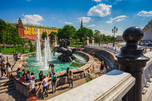 Brunnen vier Jahreszeiten in Moskau — Stockfoto