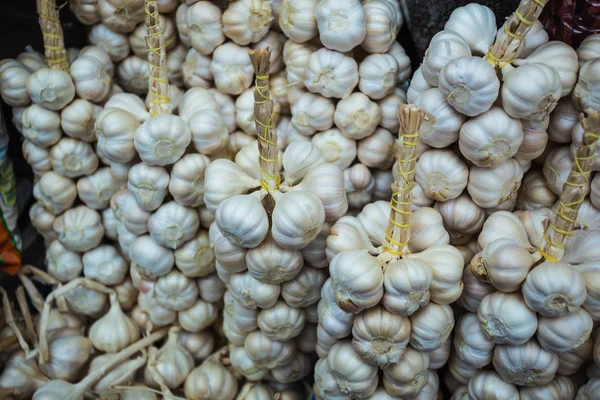 시장에서 마늘의 — 스톡 사진