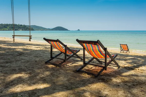 Sun beach chairs — Stock Photo, Image