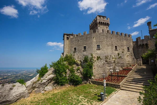 The Guaita fortress is the oldest on San Marino — Stock Photo, Image