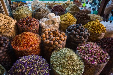 Kuru otlar çiçek baharat
