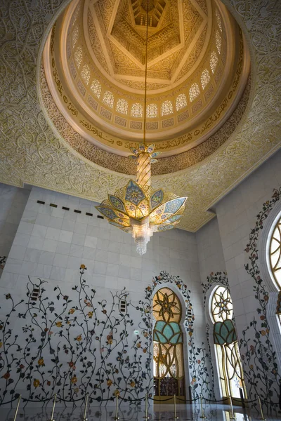Shejk Zayed-moskén interiör — Stockfoto