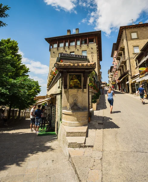 Krásná malá ulice San - Marino — Stock fotografie